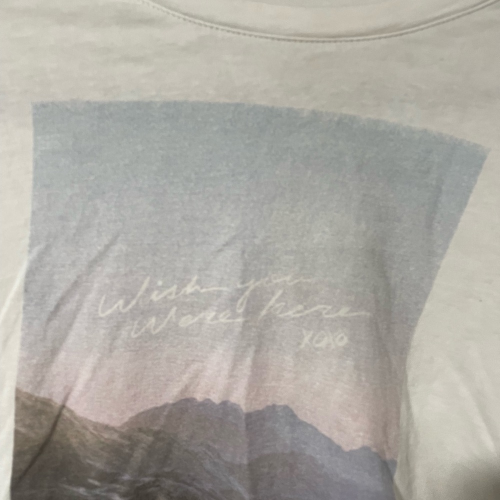 Old Navy Tee - Picture 3 of 5